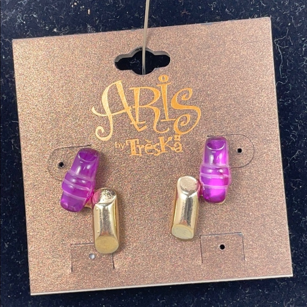 ⭐️💰Treska NWT gold & purple post earrings